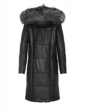 Płaszcz skórzany damski w kolorze czarnym z kapturem i futrzanym wykończeniem, pikowana, długi krój, elegancki styl