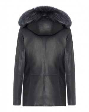 Kurtka skórzana damska w kolorze czarnym z kapturem i futrzanym wykończeniem przy kołnierzu