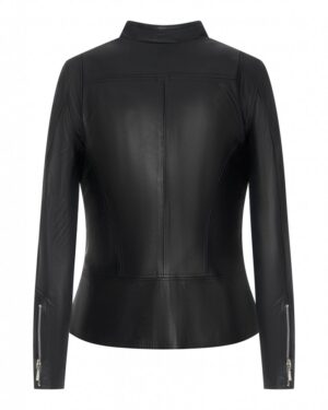 Kurtka skórzana damska w kolorze czarnym, dopasowany krój, z długimi rękawami i ozdobnymi zamkami bocznymi