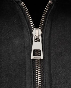 Kożuch męski z metalowym zamkiem i wykończeniem w stylu casual