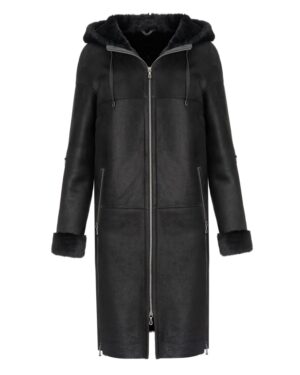 Czarny kożuch damski z kapturem, zapinany na zamek, z futrzanymi mankietami i klasycznym krojem